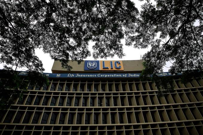 Professional support and guidance for LIC career development in Mumbai
